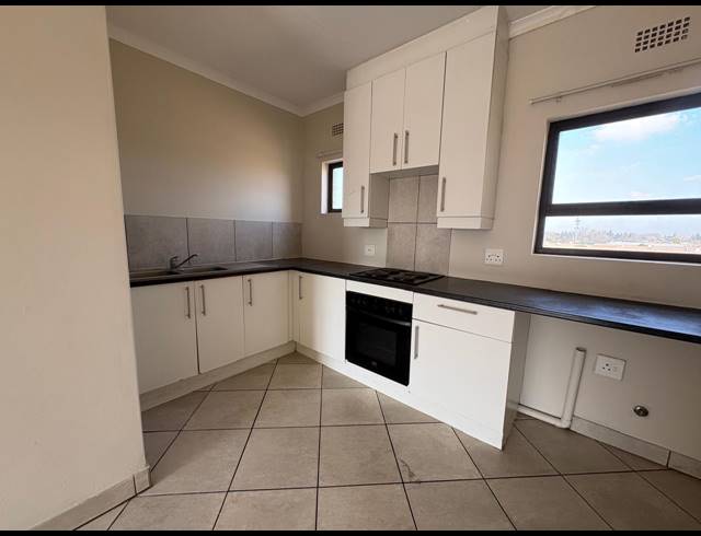 3 BEDROOM FLAT FOR SALE IN WALDRIFT